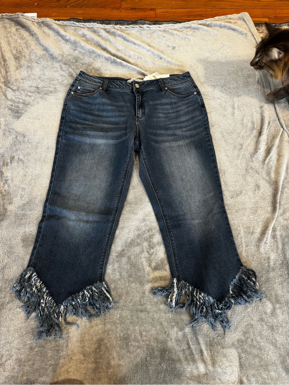 Dark Wash Women’s Fringe Hem Jeans